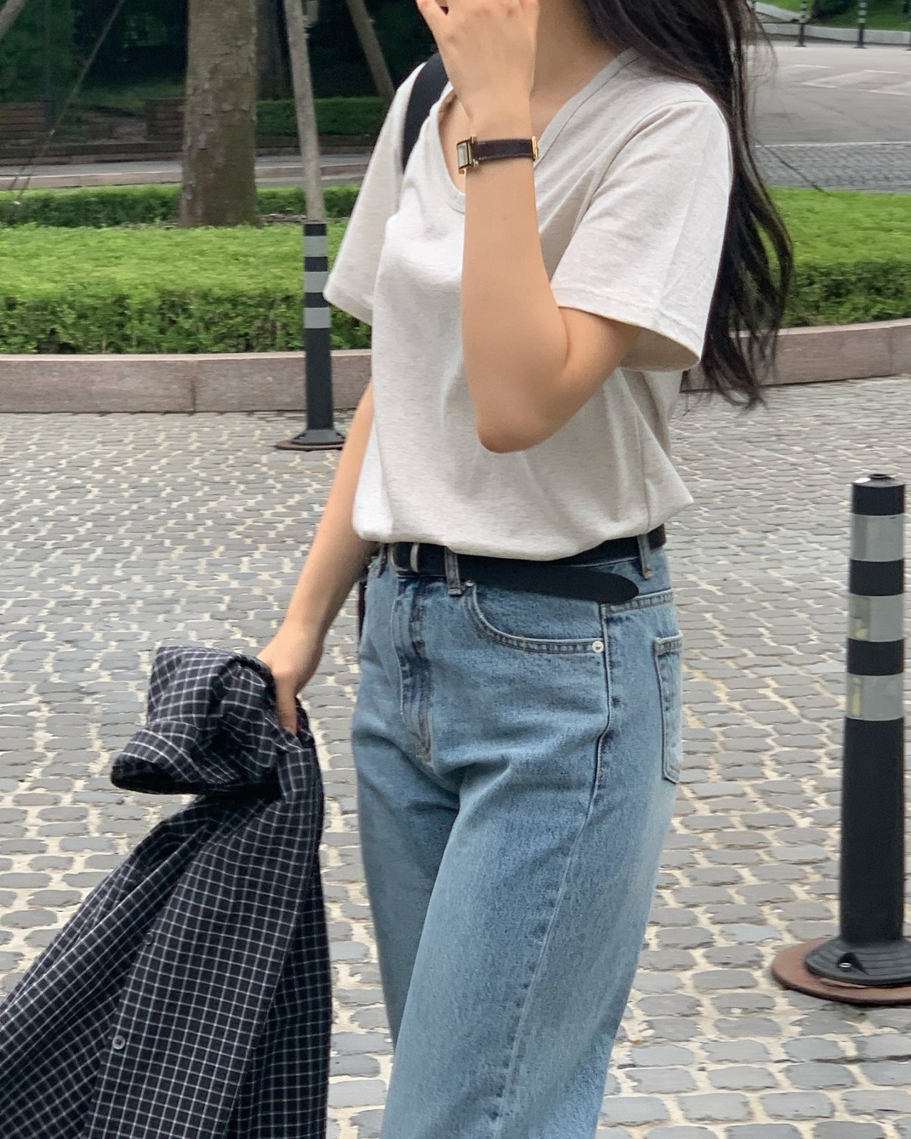 콜스 실켓 U넥 반팔 티셔츠 상세 이미지 8