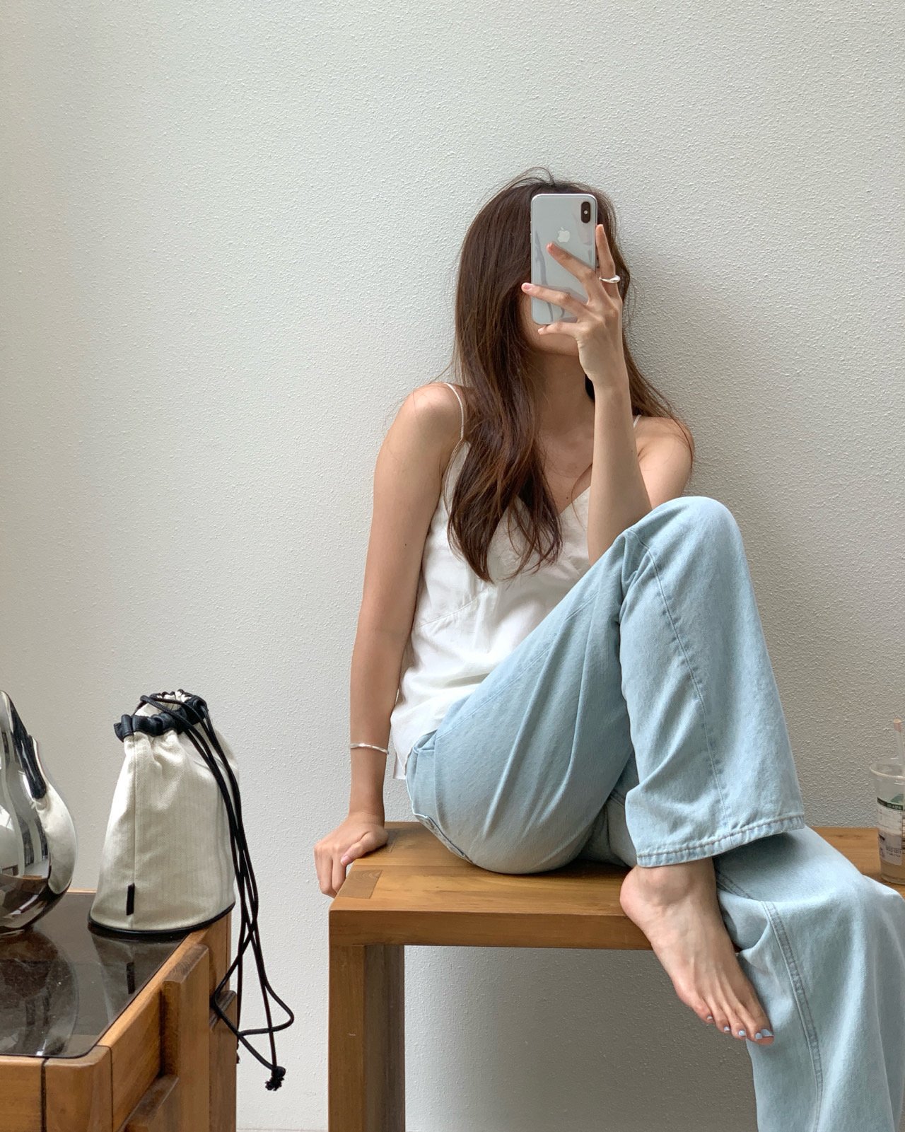 카우레더 캔버스 드로스트링 미니백 상세 이미지 3