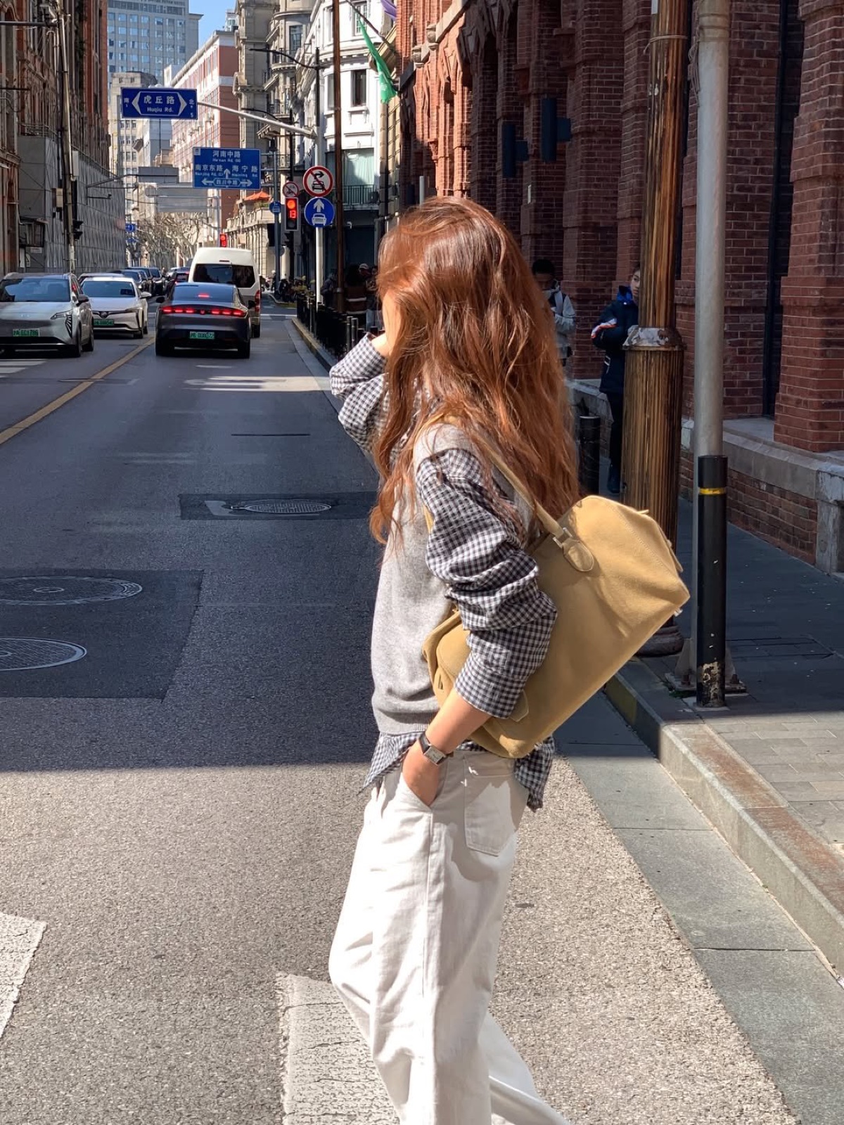 엘리 홀가먼트 울 V넥 니트 베스트 상세 이미지 7