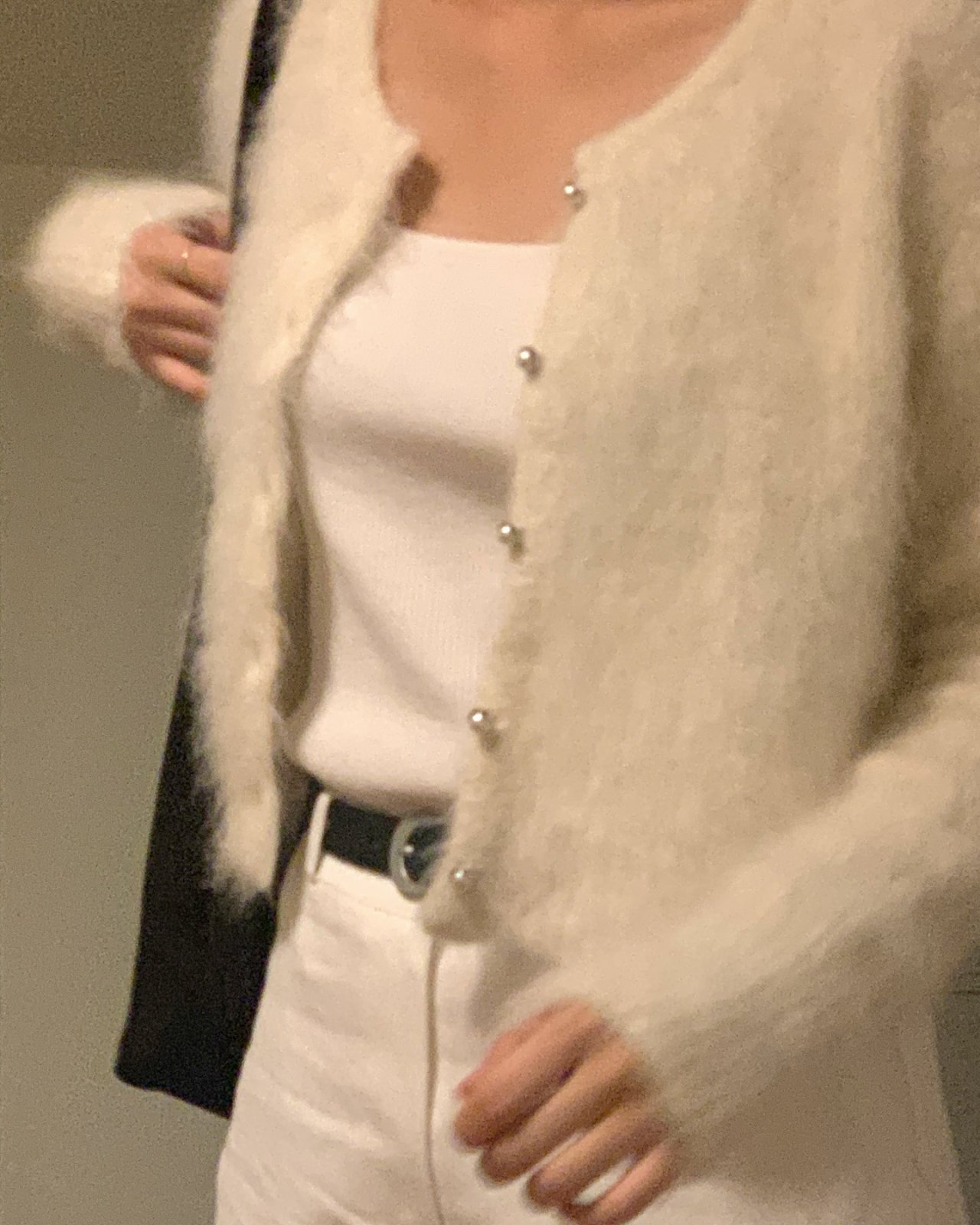 에리나 알파카 라운드 가디건 상세 이미지 3