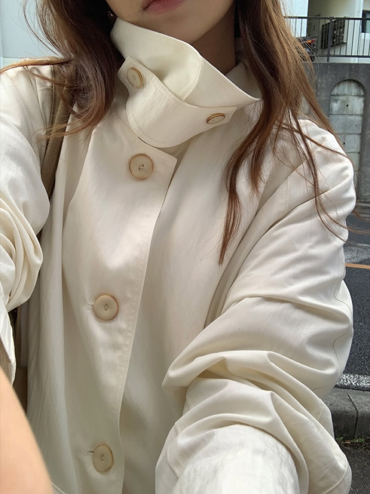 플루이드 워싱 트렌치 코트 상세 이미지 9