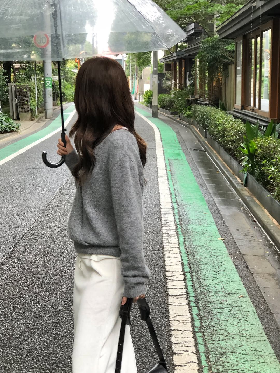 지젤 알파카 딥 V넥 니트 상세 이미지 10