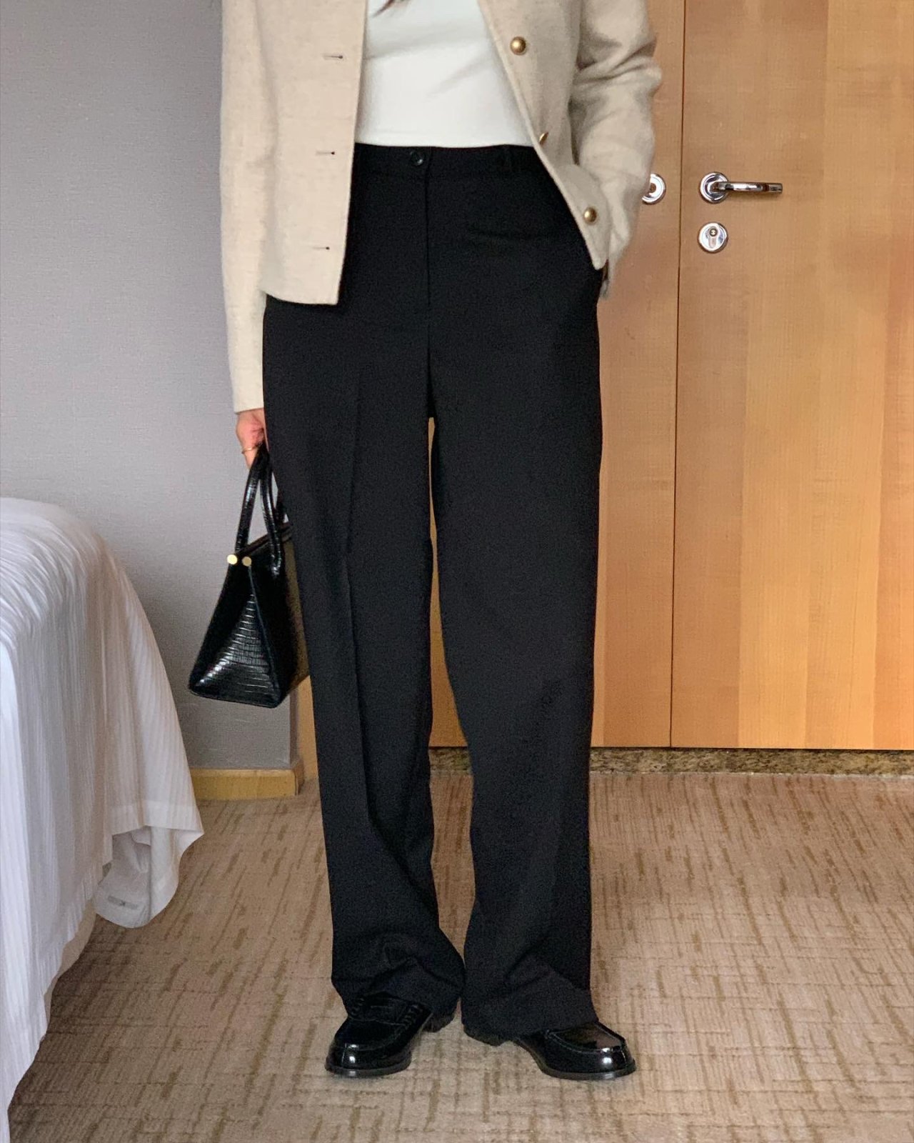 이엘 밴딩 울 슬랙스 착용 컷