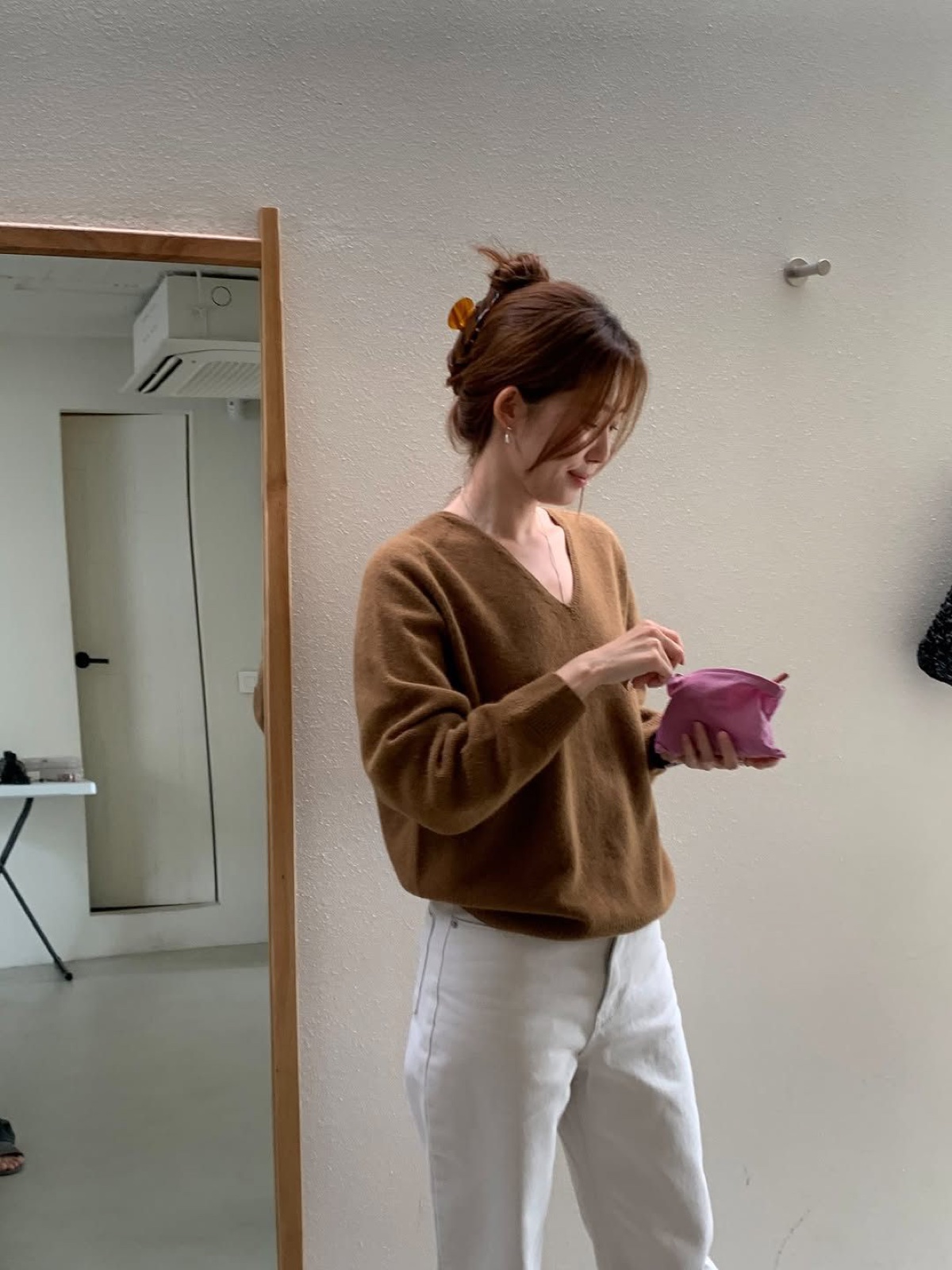 힐즈 폭스 홀가먼트 V넥 니트 상세 이미지 9