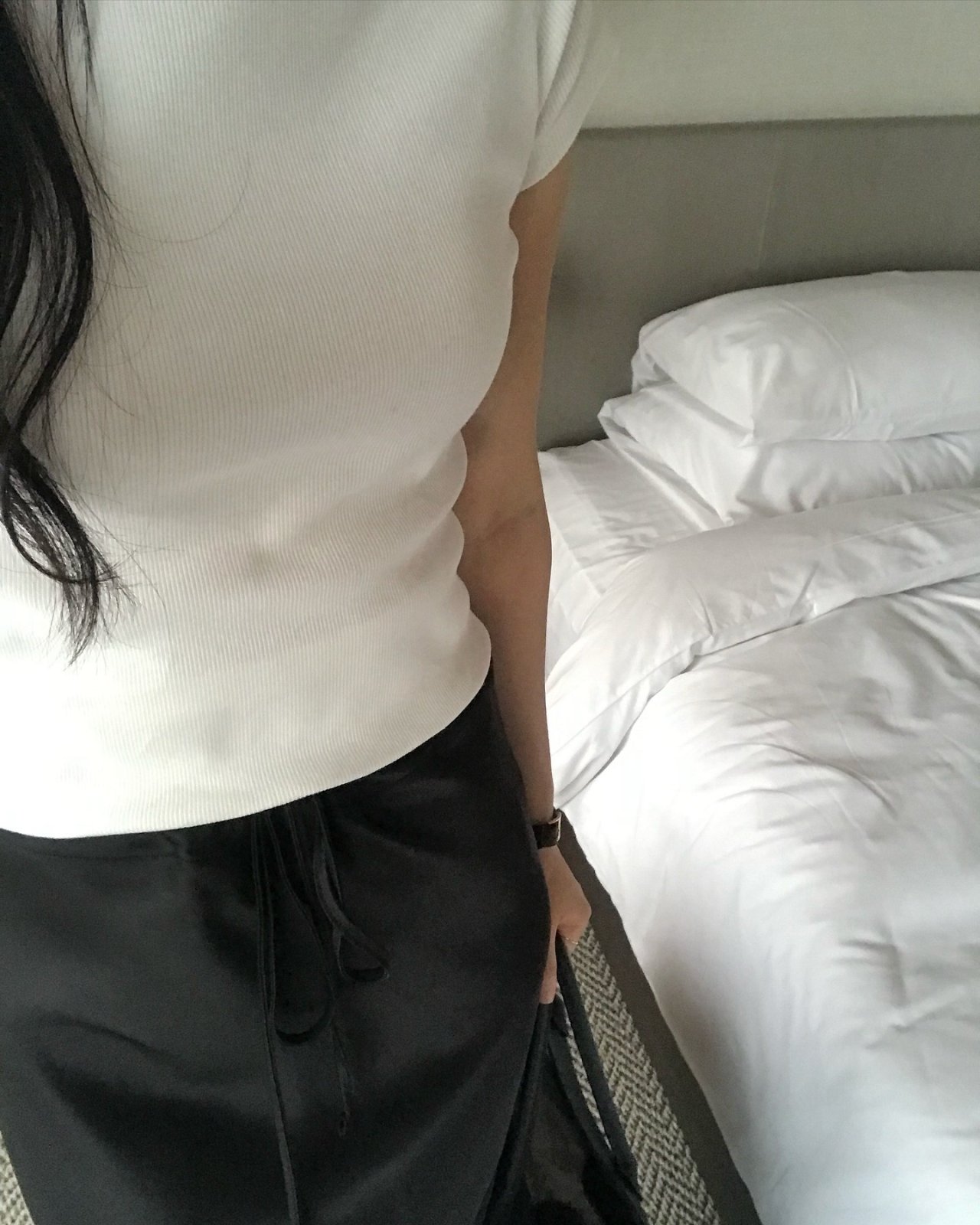 줄리 골지 라운드 반팔 티셔츠 상세 이미지 8