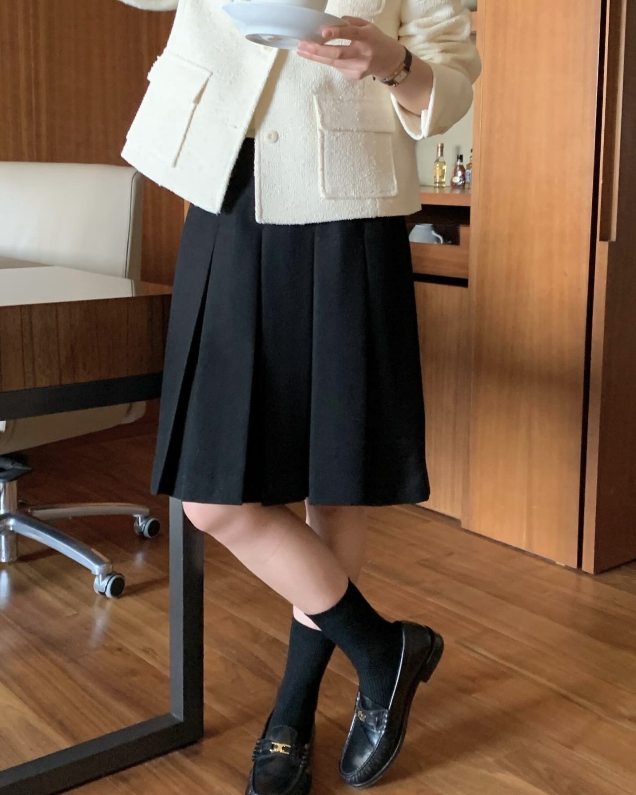 카렌 울 플리츠 미디 스커트 상세 이미지 2