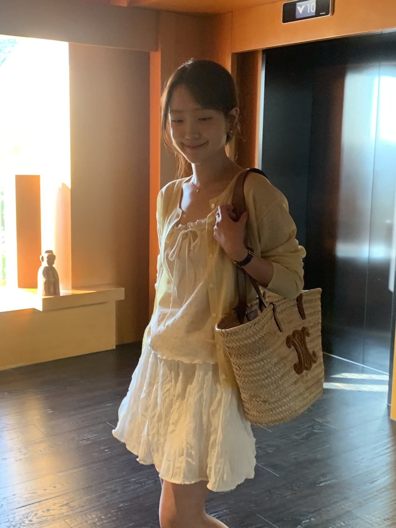 케이트 펀칭 나시 블라우스 상세 이미지 6