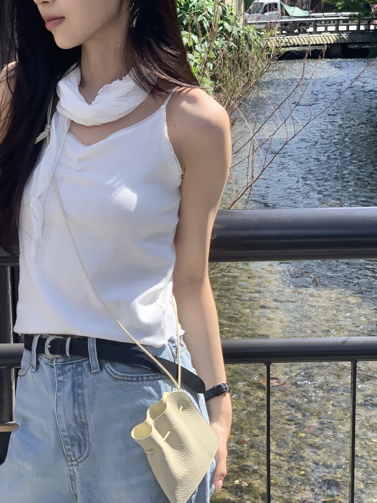 라넌 레이스 펀칭 끈 슬리브리스 상세 이미지 11