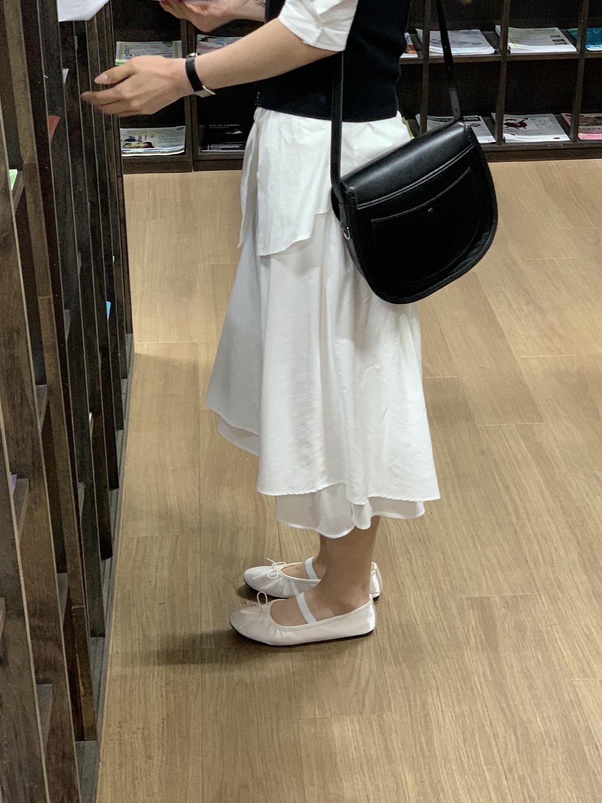 레이어드 스트링 미디 스커트 상세 이미지 6