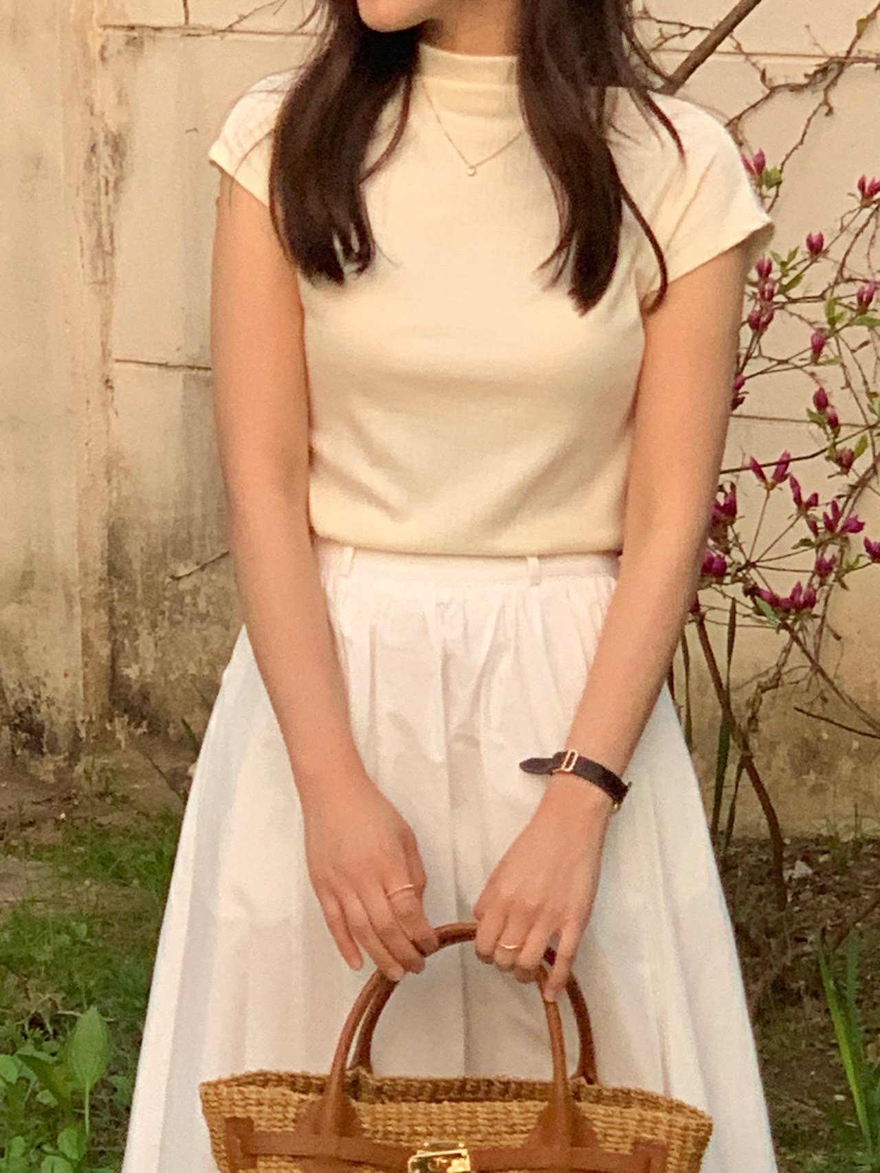 로에 모크넥 드랍숄더 티셔츠 상세 이미지 9