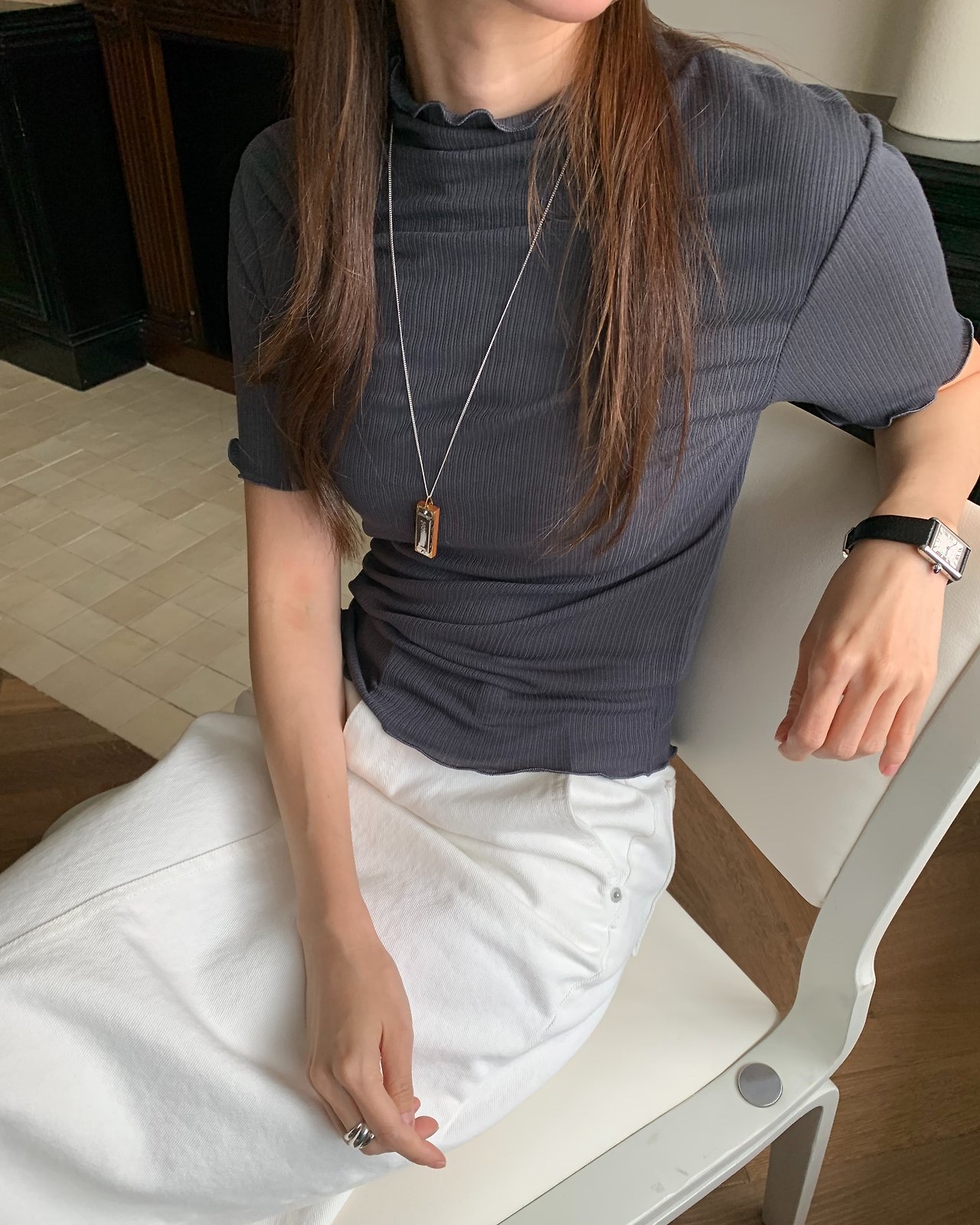 로엔 하프넥 립 티셔츠 상세 이미지 9