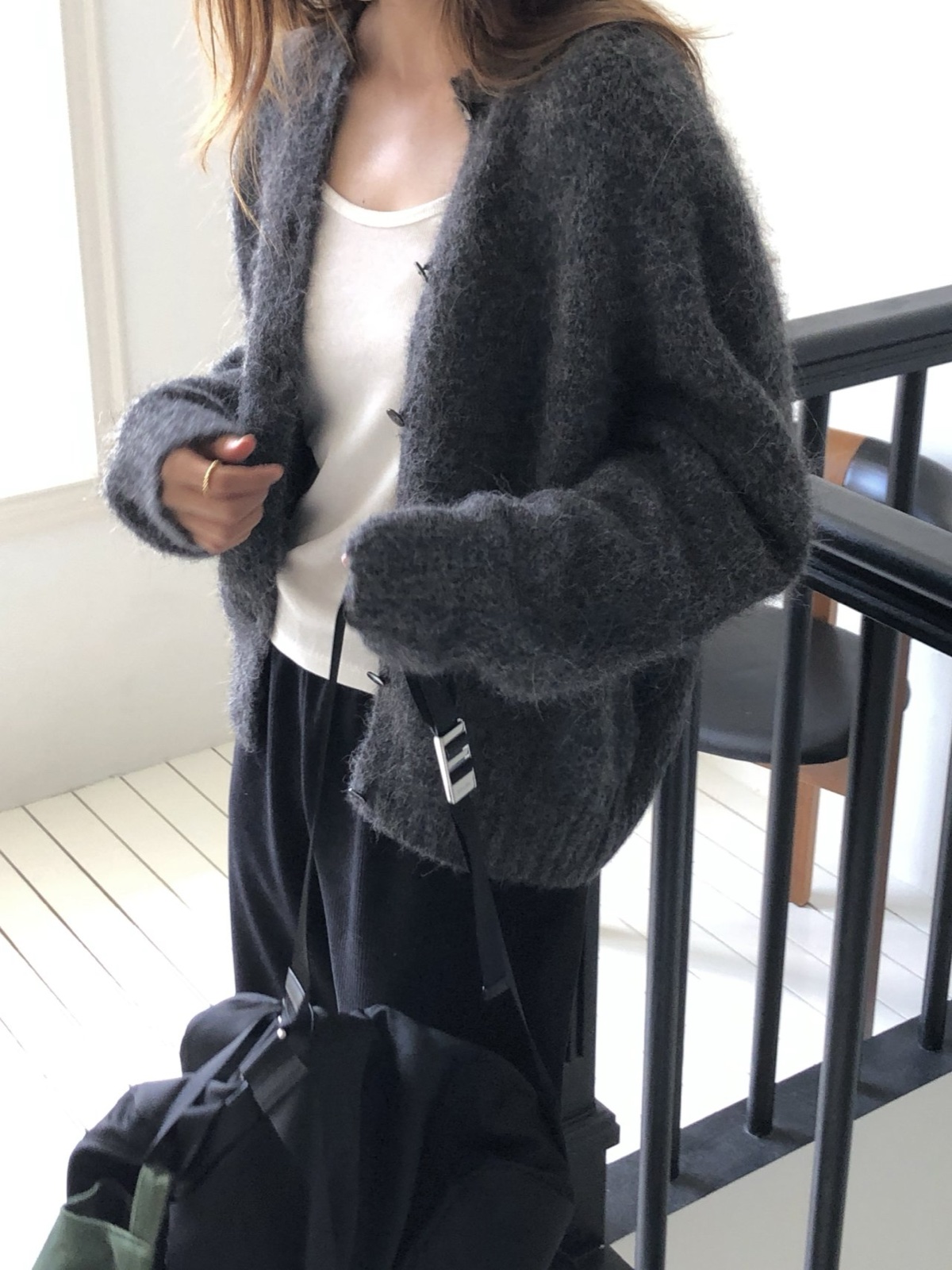 루시 알파카 홀가먼트 가디건 상세 이미지 3