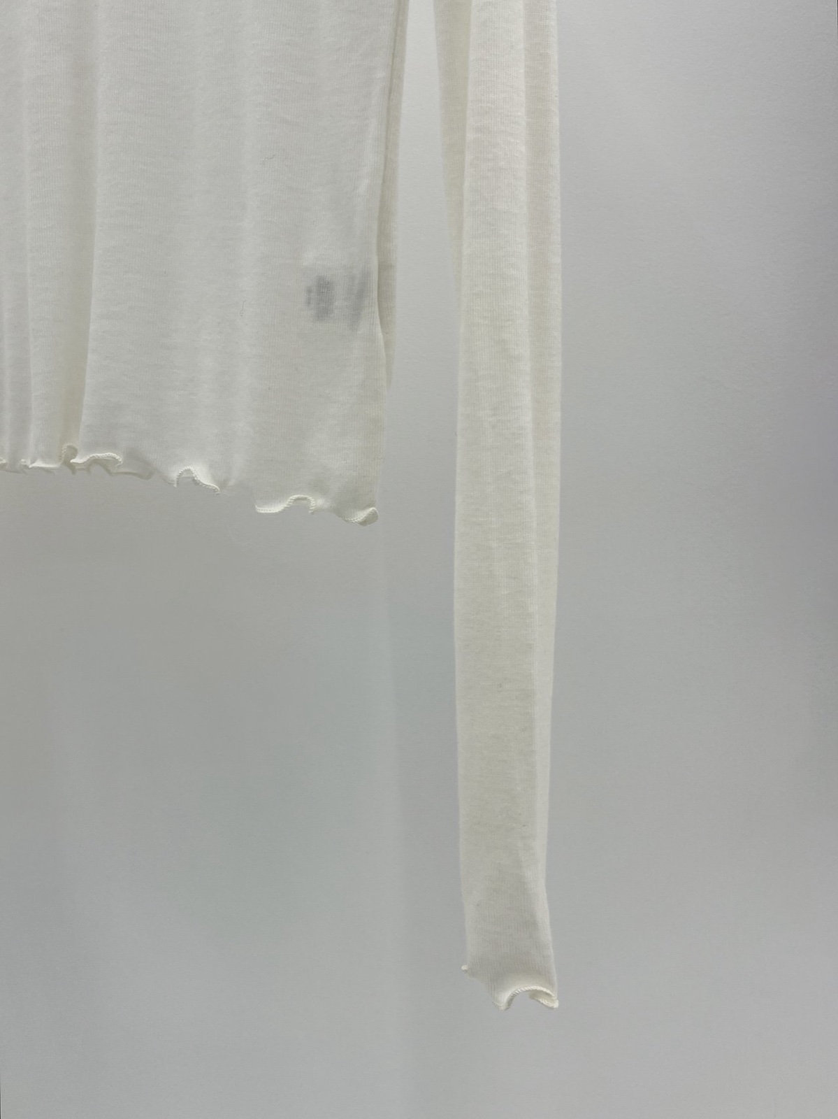 루미 프릴 티셔츠 상세 이미지 1