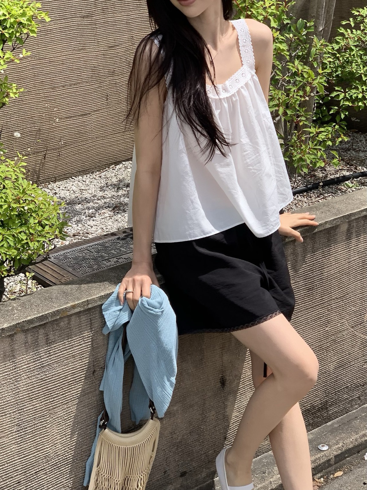 루미 스퀘어넥 레이스 슬리브리스 상세 이미지 10