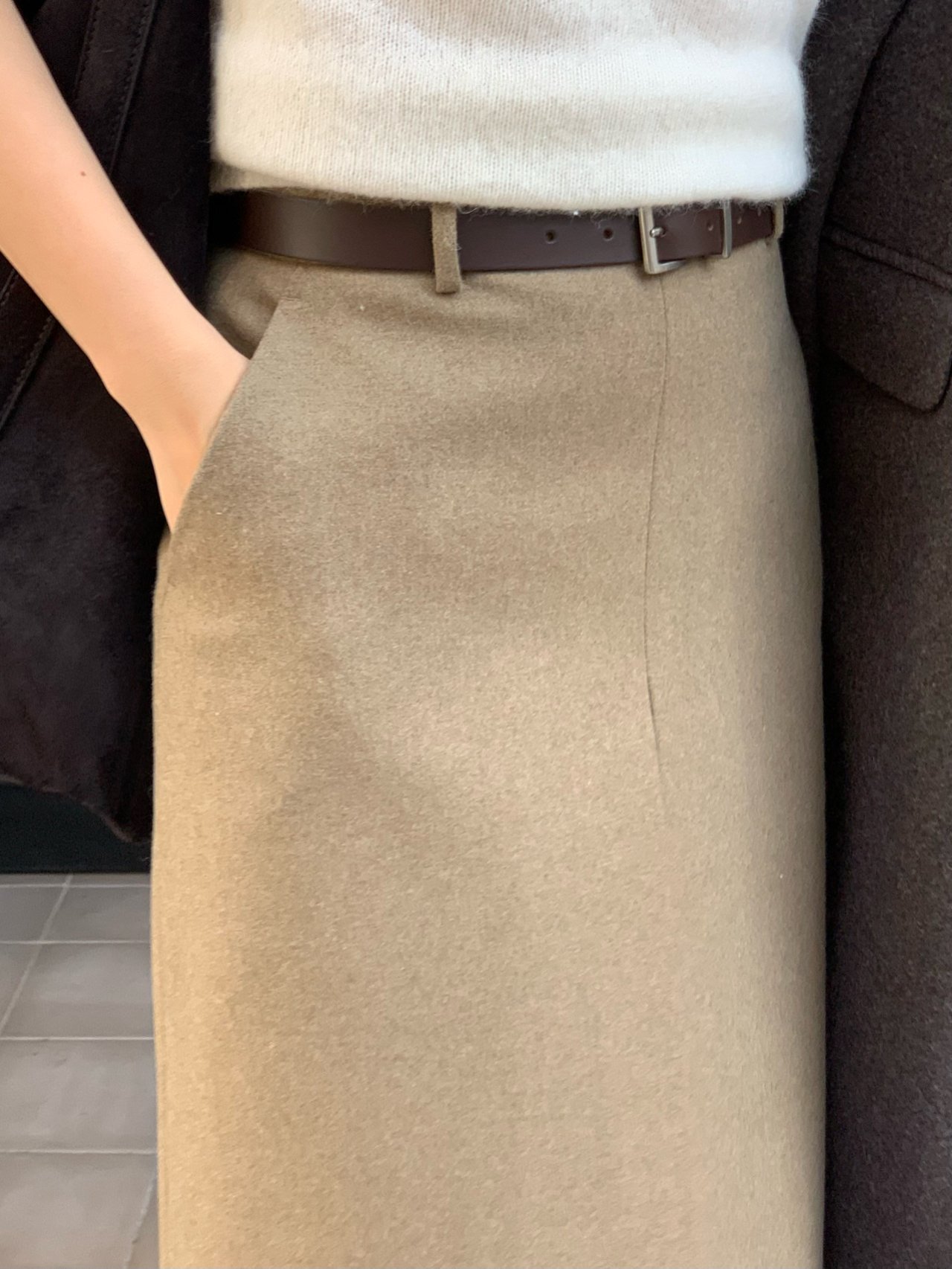 마스 울 핀턱 스커트 상세 이미지 8