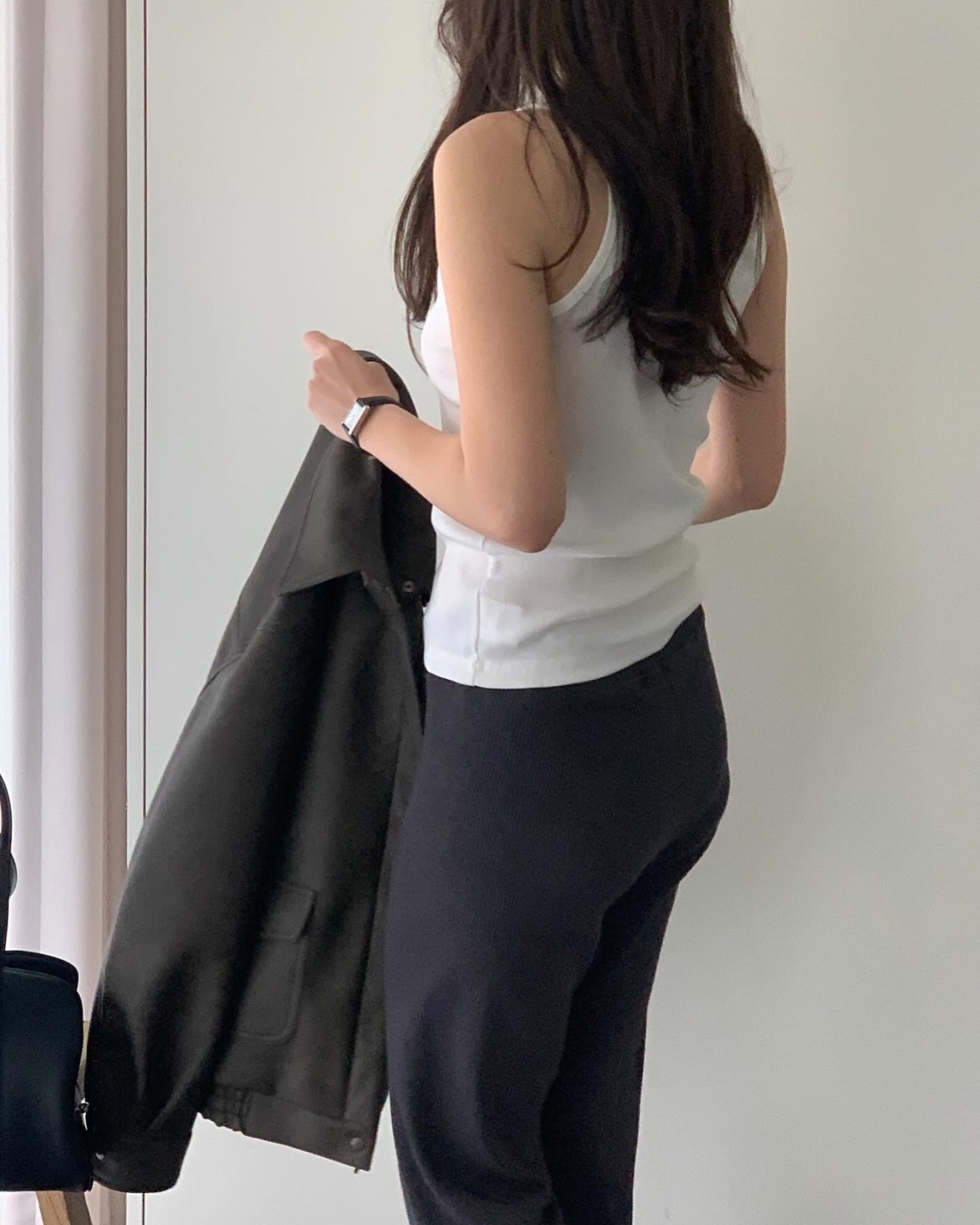 미니멀 스퀘어넥 골지 슬리브리스 상세 이미지 2
