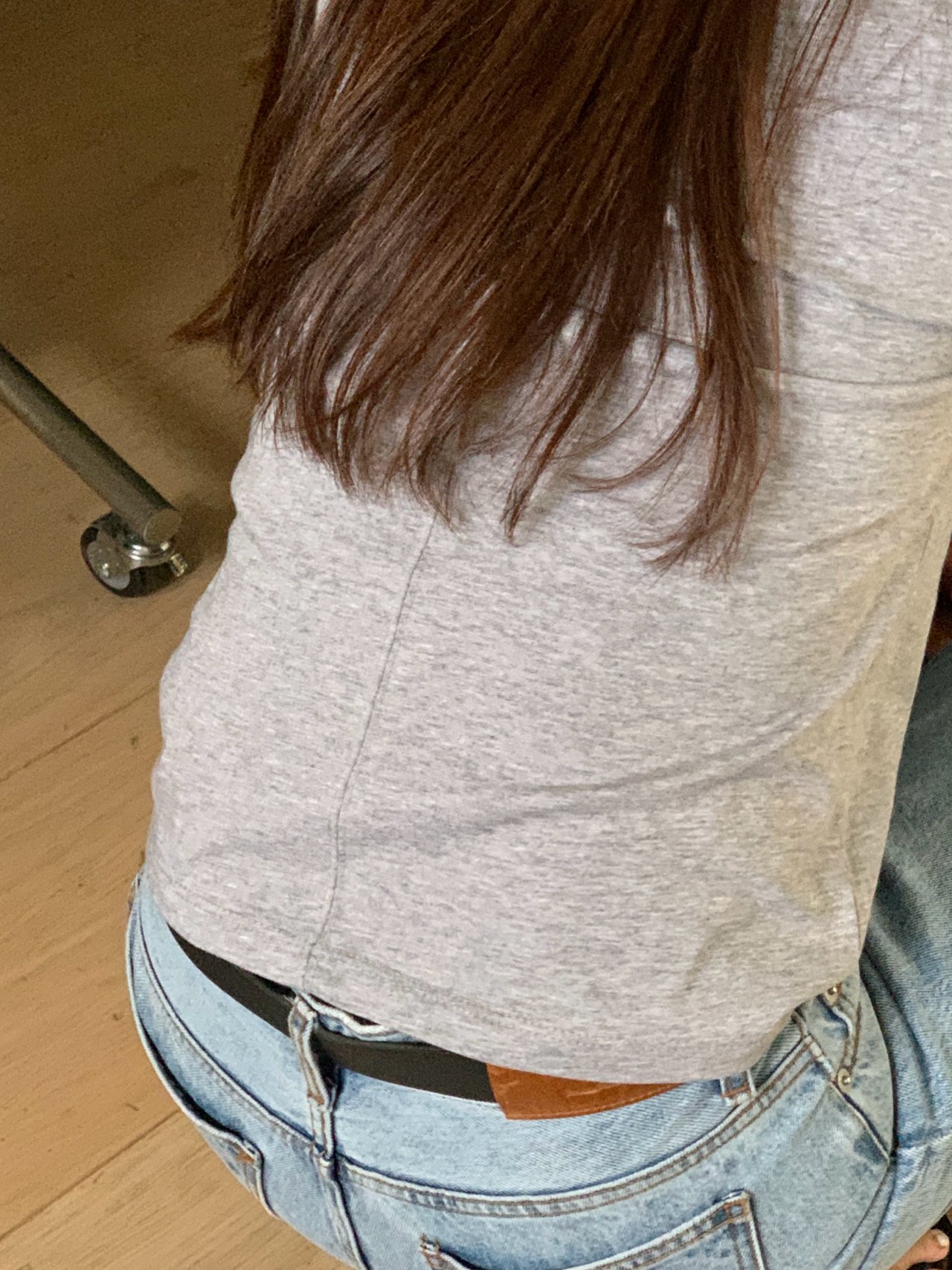 모달 보트넥 뒷절개 긴팔 티셔츠 상세 이미지 6