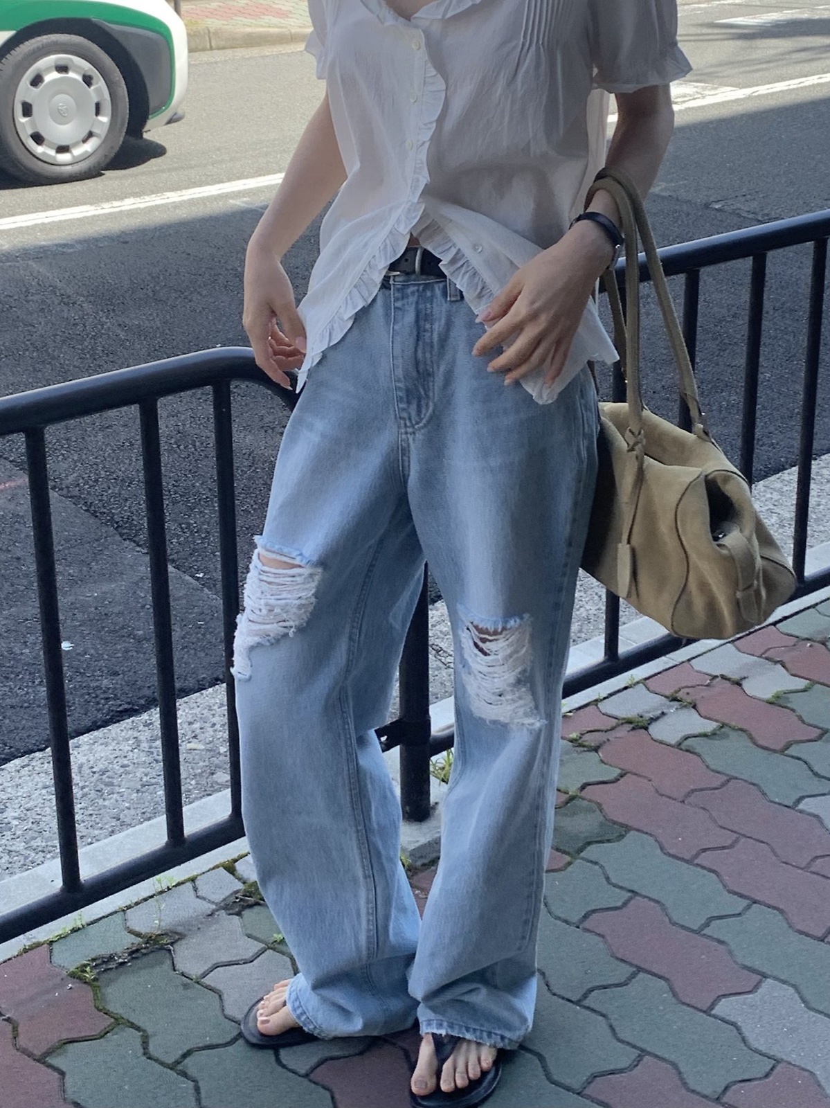 무드 스트레이트 데미지 데님 상세 이미지 4