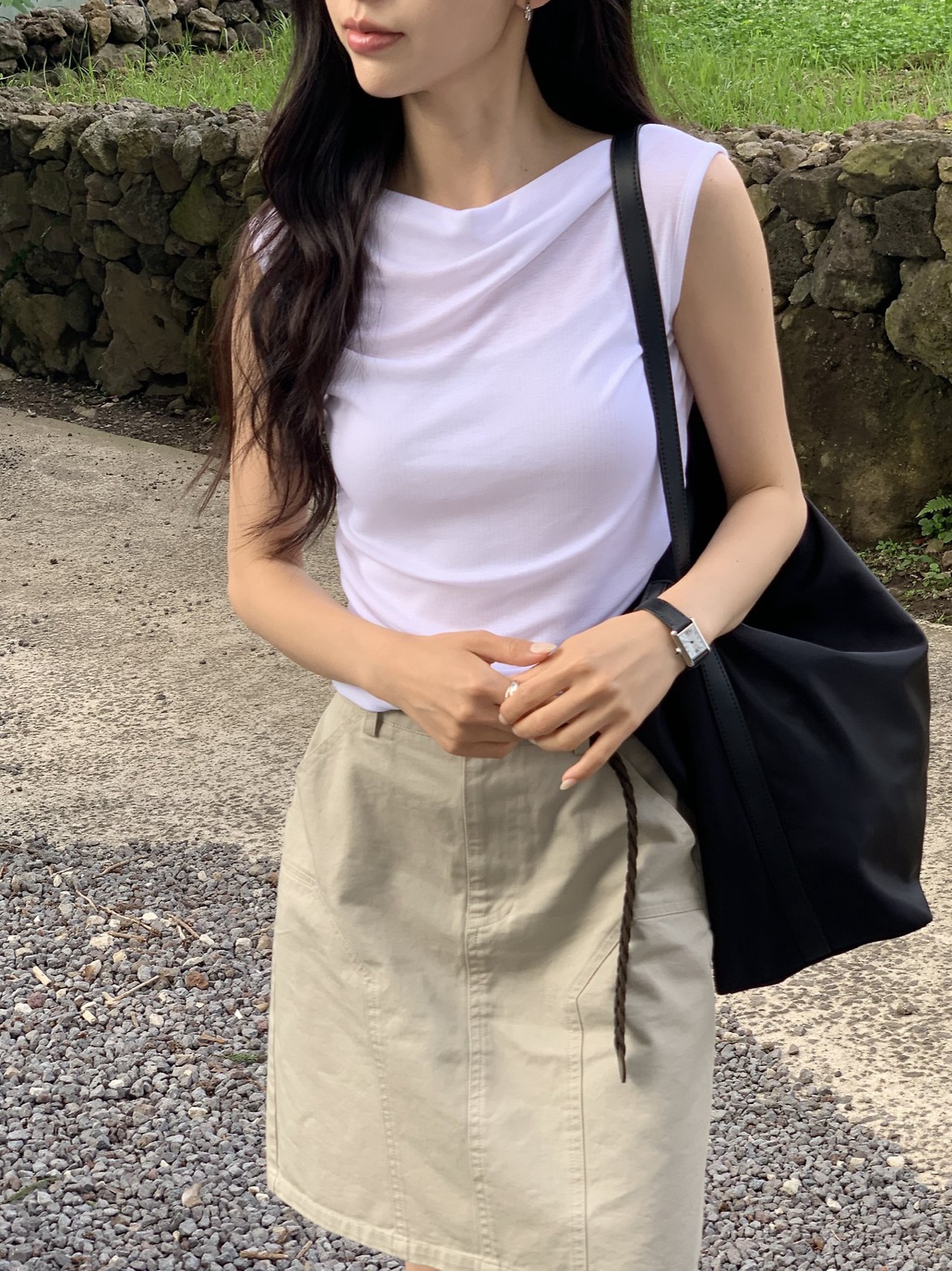 뮤즈 셔링 드레이프 티셔츠 상세 이미지 6