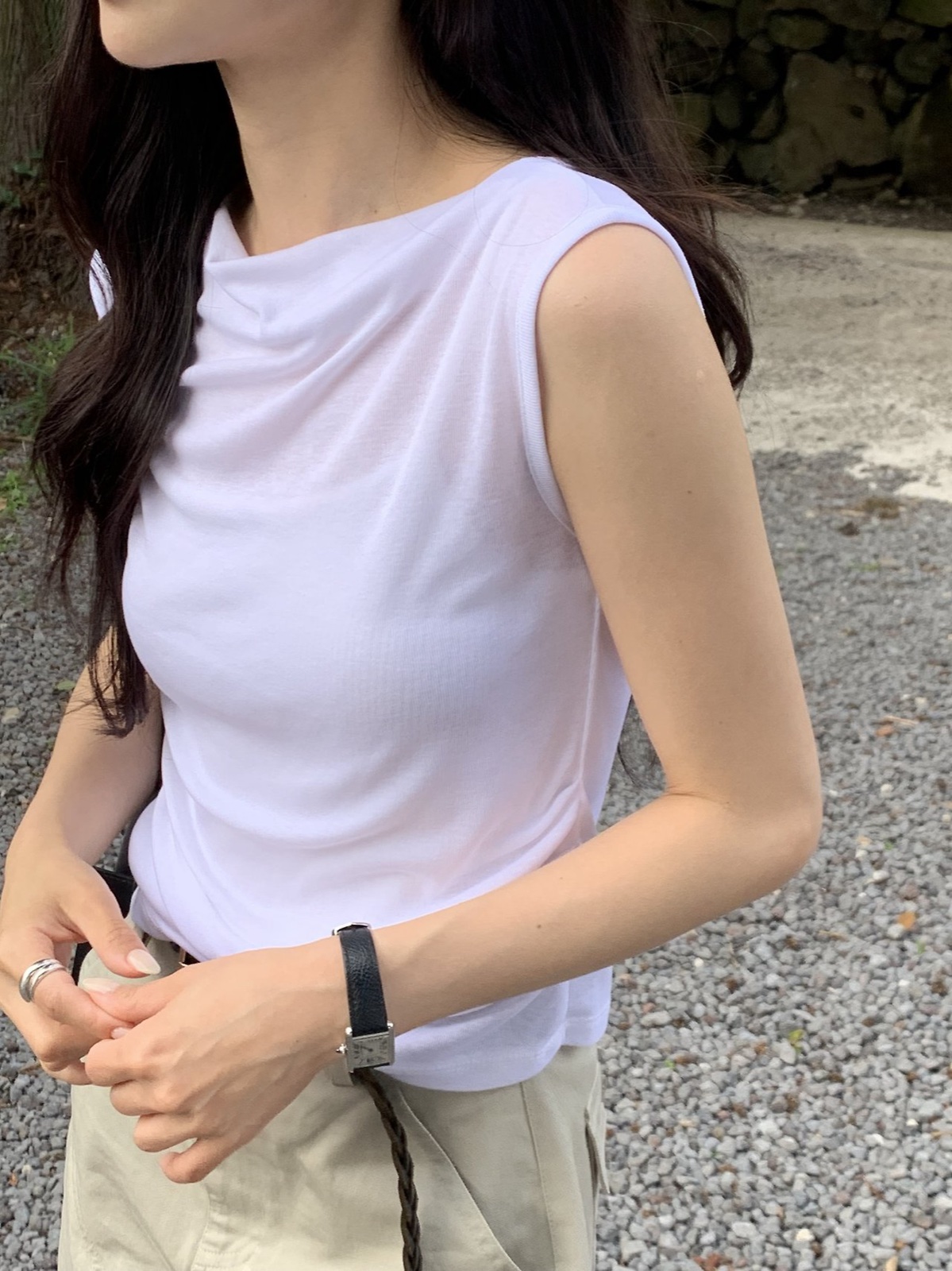 뮤즈 셔링 드레이프 티셔츠 상세 이미지 8