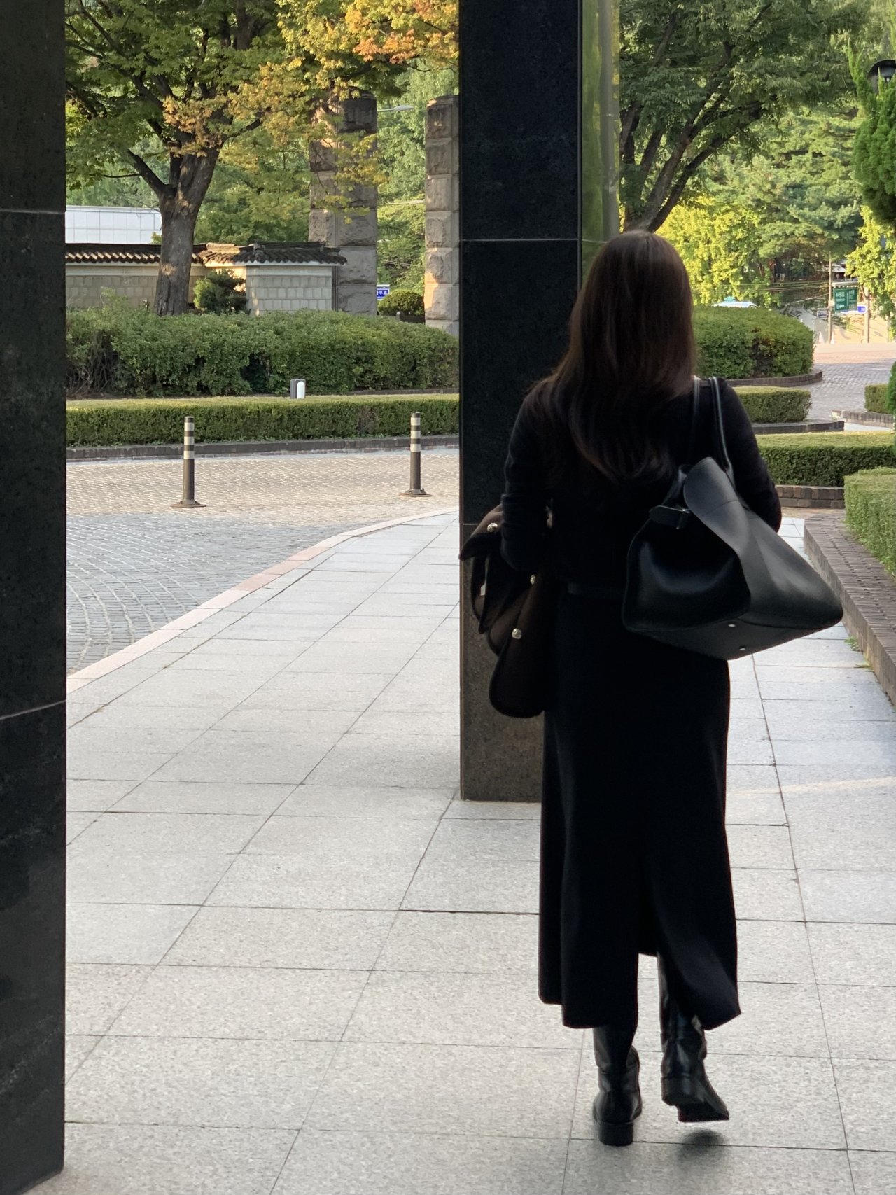 노마 울 스쿱넥 긴팔 티셔츠 상세 이미지 4