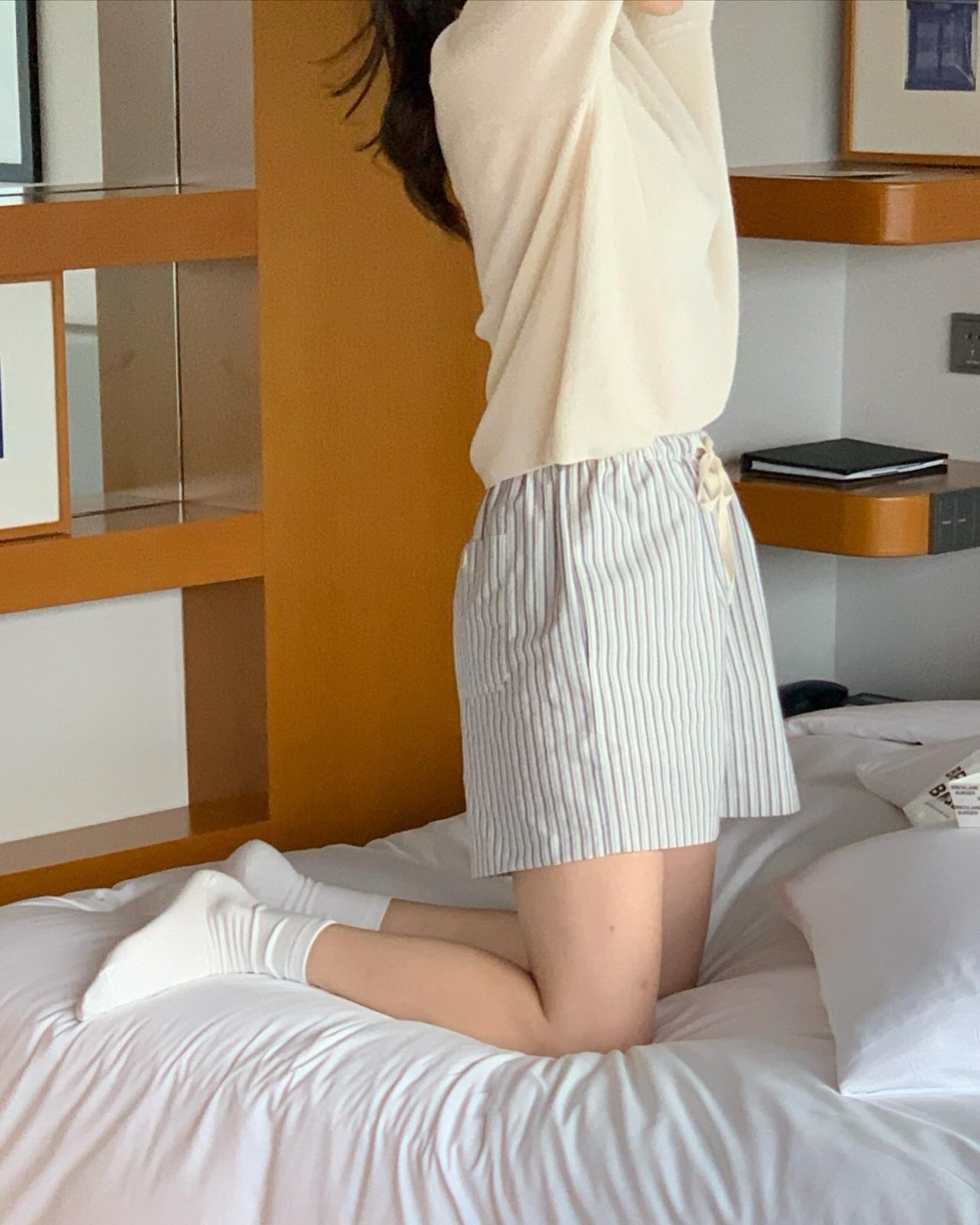 오션 스트라이프 밴딩 하프팬츠 상세 이미지 6