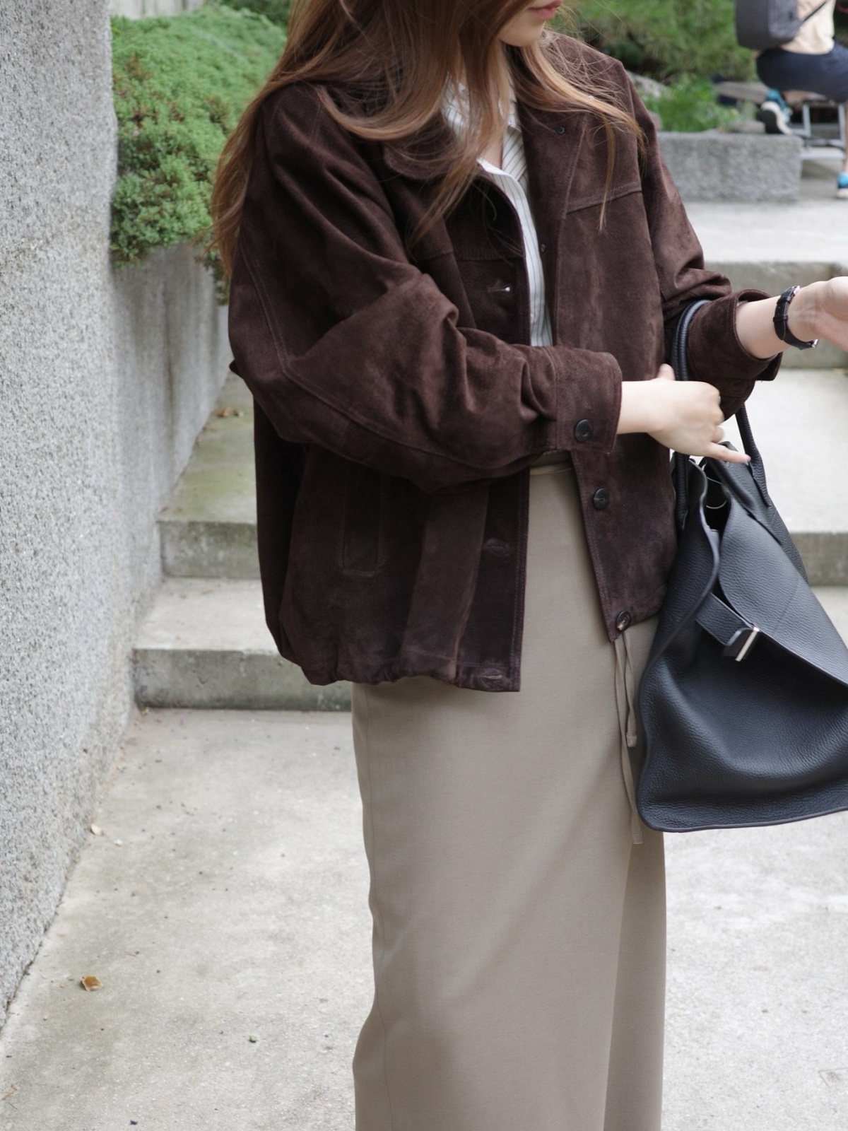 레우벤 돈피 하이넥 스웨이드 블루종 상세 이미지 4