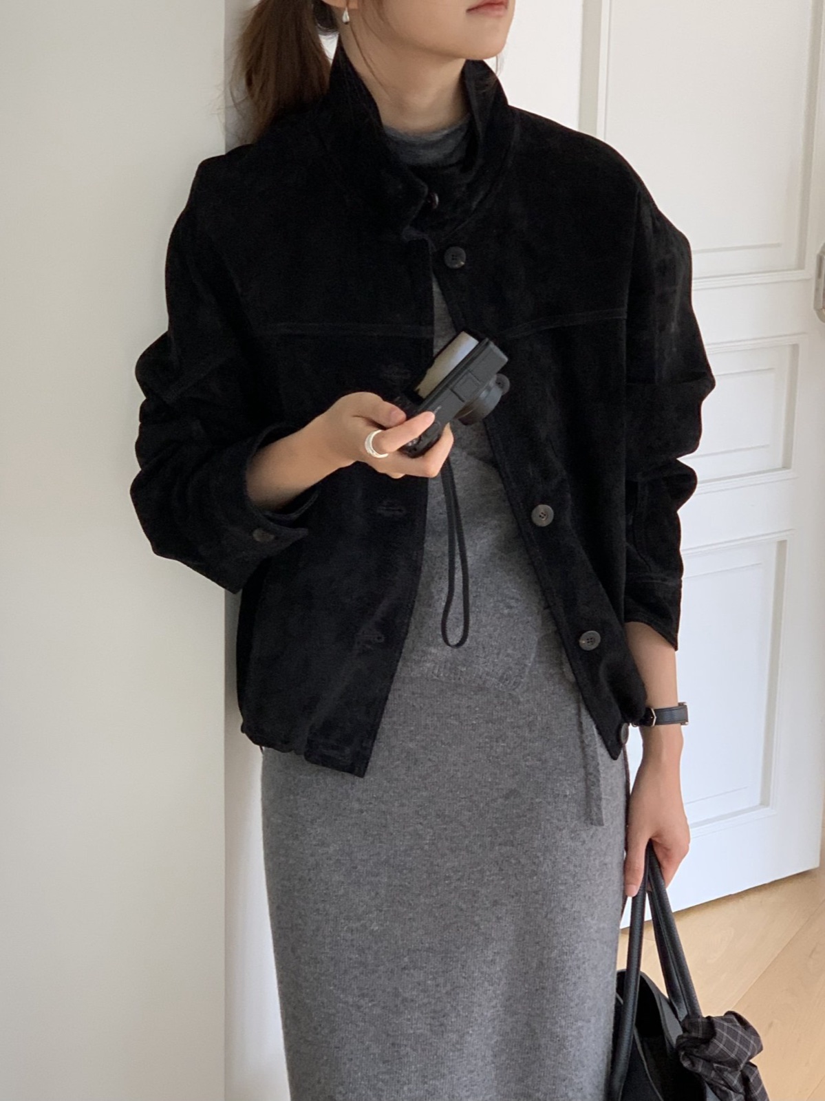 레우벤 돈피 하이넥 스웨이드 블루종 상세 이미지 7