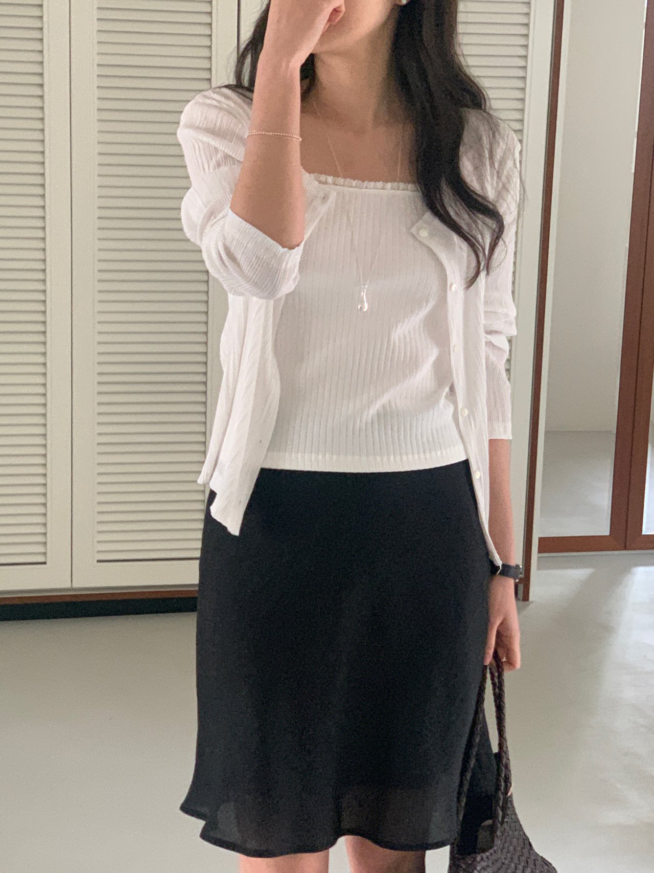 리엘 플리츠 라운드 가디건 상세 이미지 6