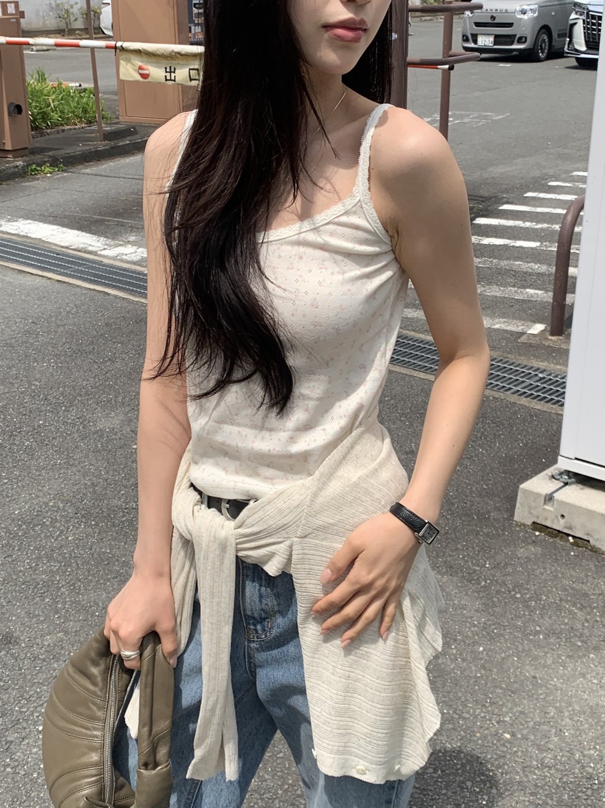 로즈 펀칭 레이스 슬리브리스 상세 이미지 2