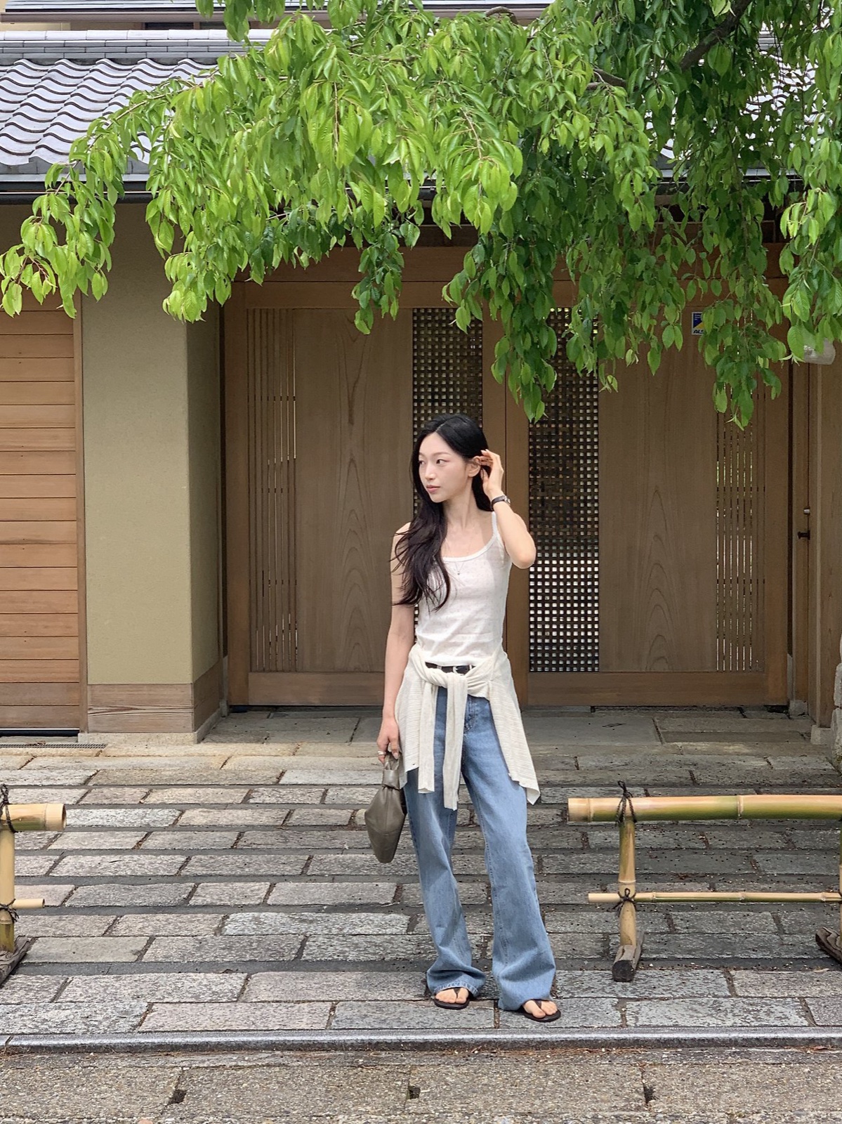 로즈 펀칭 레이스 슬리브리스 상세 이미지 5
