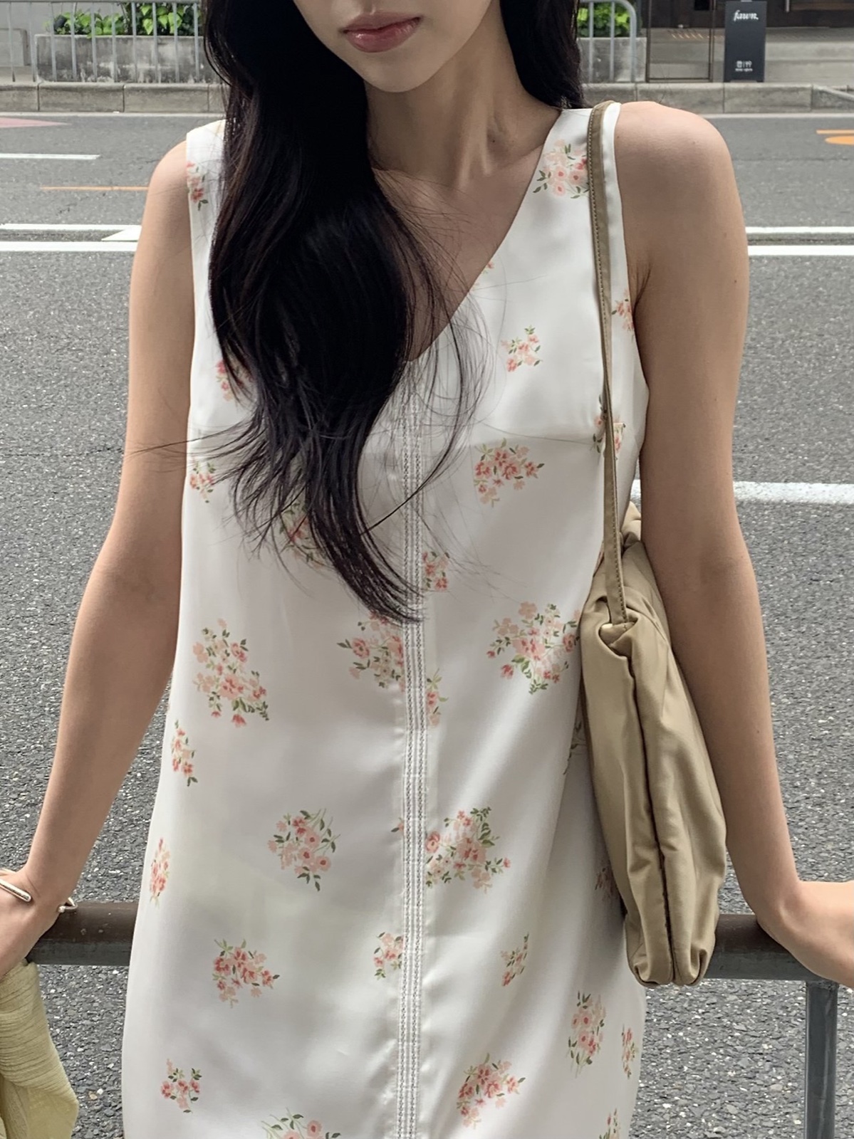 로지 플라워 미디 레이어드 원피스 상세 이미지 11