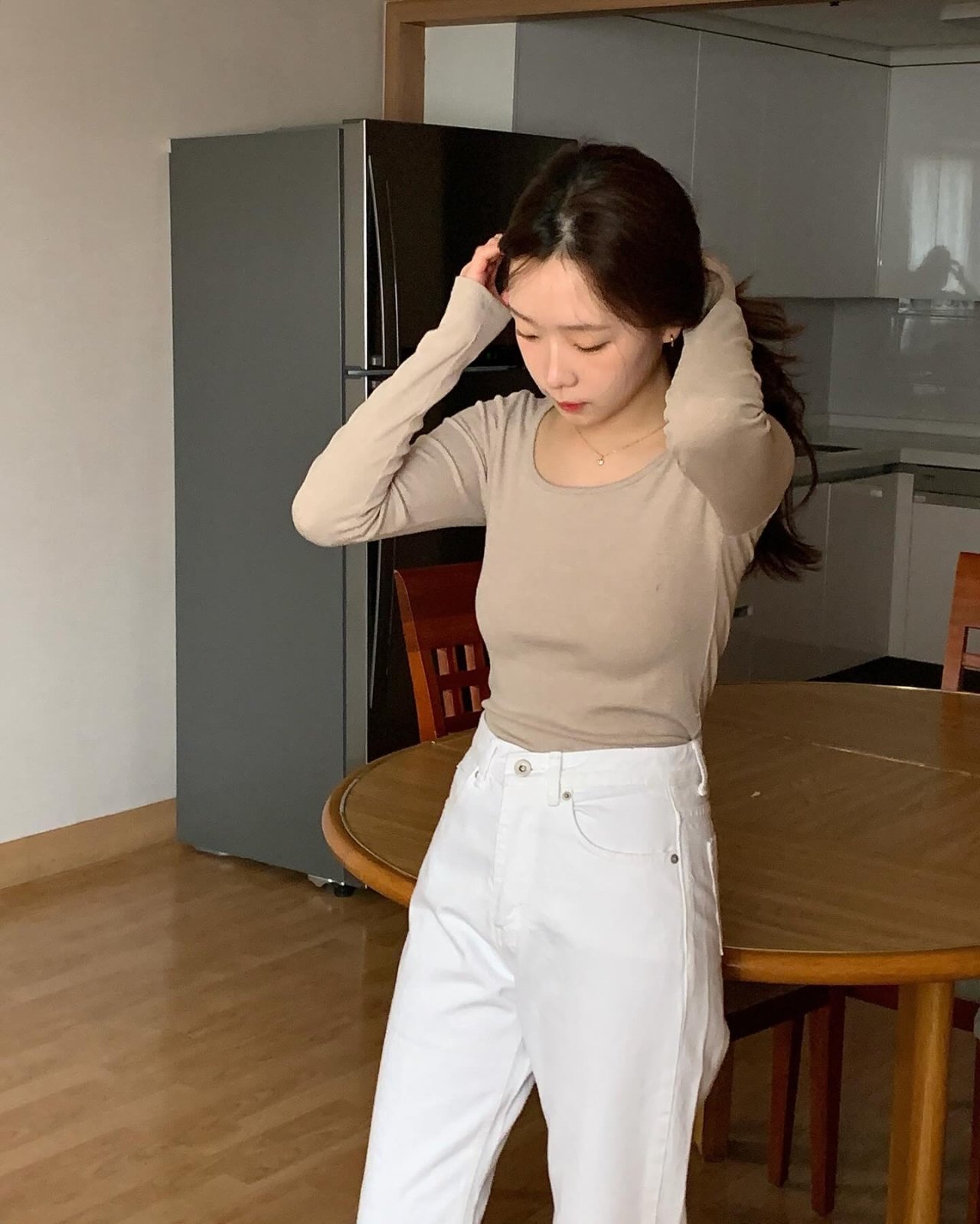 로지 투웨이 골지 긴팔 티셔츠 상세 이미지 9
