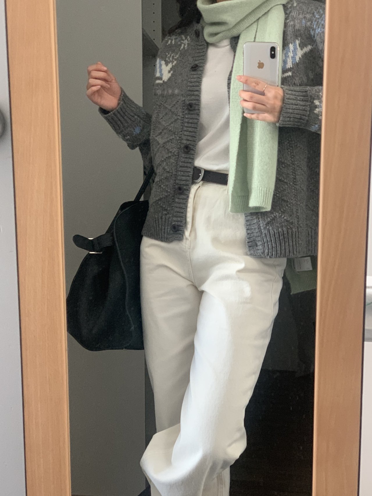 루돌프 울 라운드 가디건 상세 이미지 2