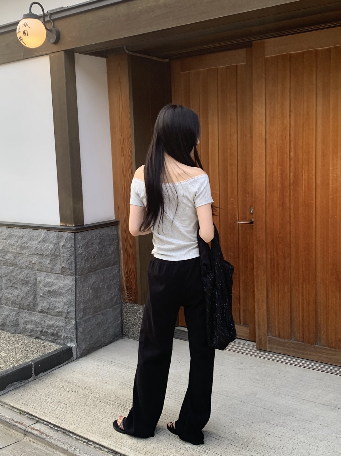 세린 보트넥 레이스 티셔츠 상세 이미지 10
