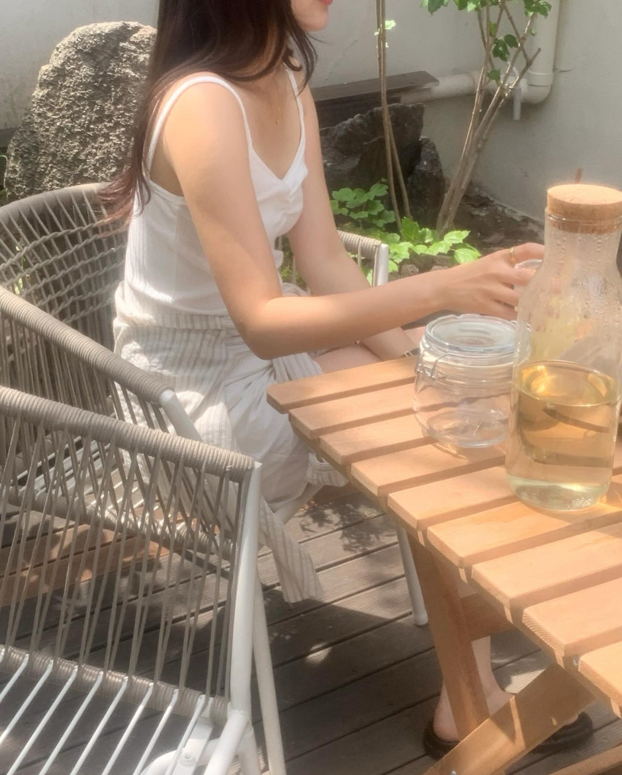 줄지 셔링 레이스 나시 상세 이미지 4