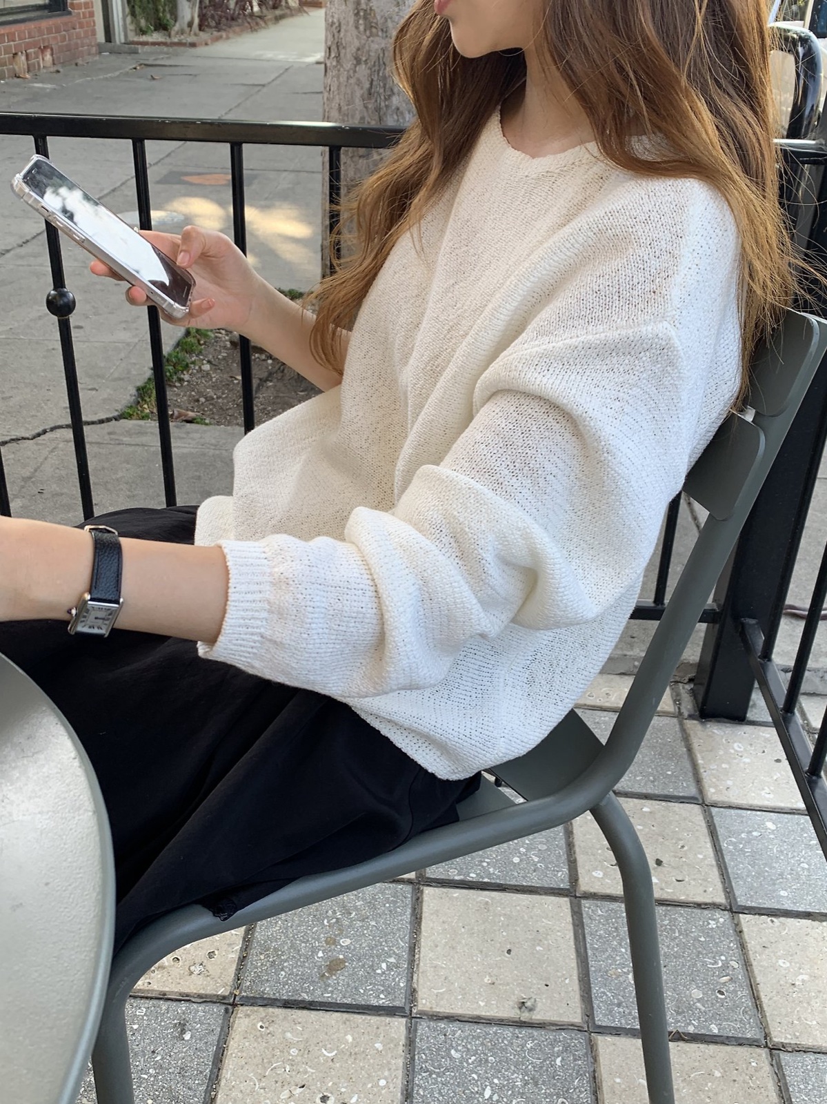 시아 페이퍼 보트넥 박스핏 니트 상세 이미지 8