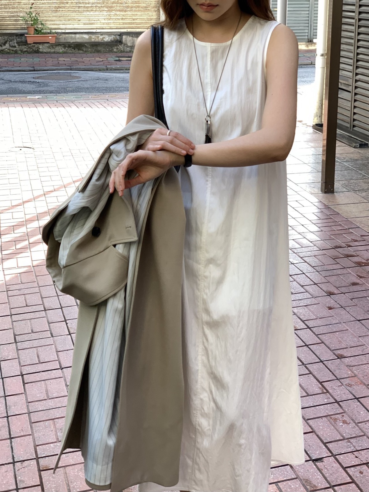 소프트 라인 U넥 롱 원피스 상세 이미지 3